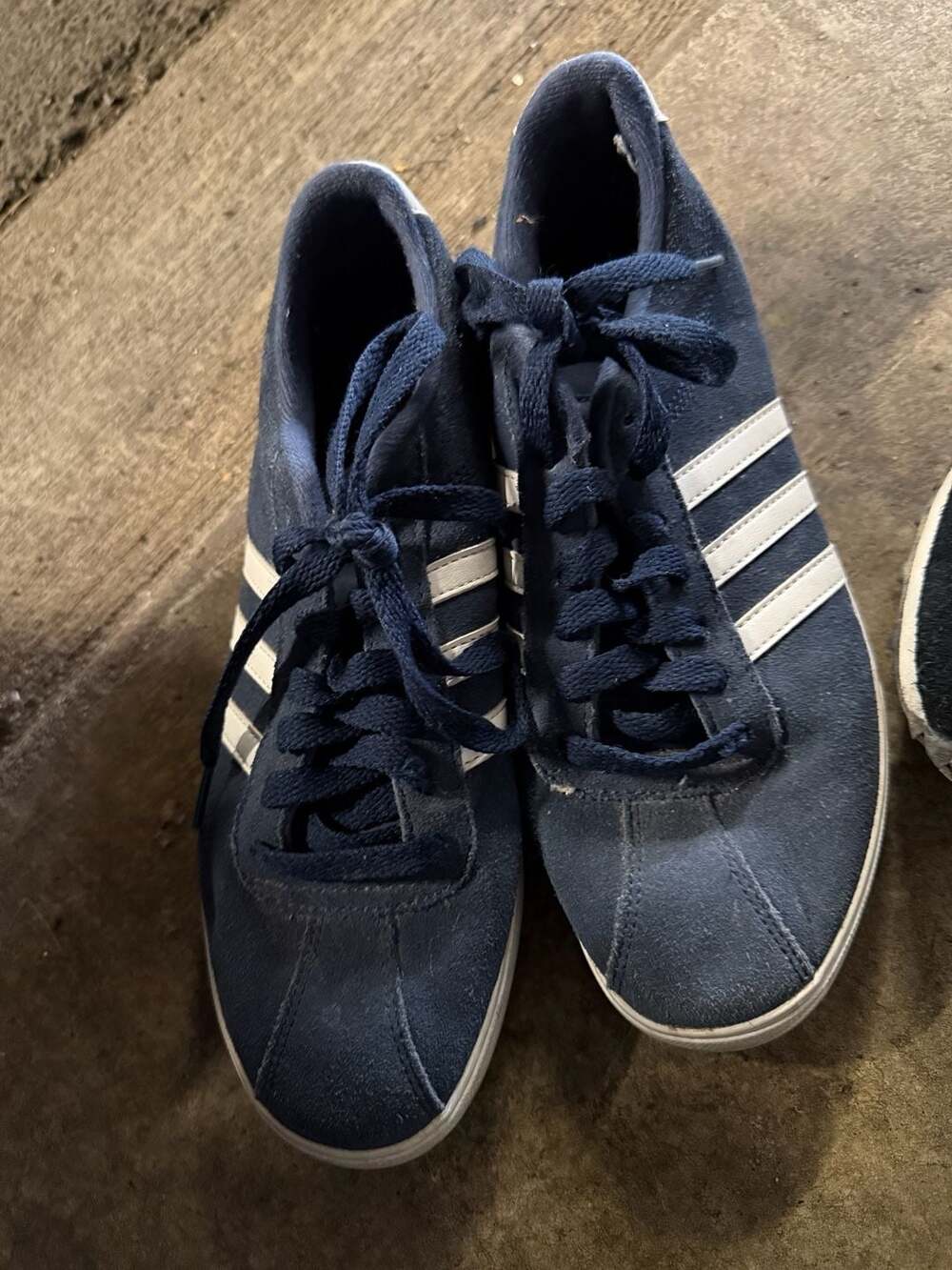 Adidas Courtset Size 7 Navy Blue Suede Sneakers